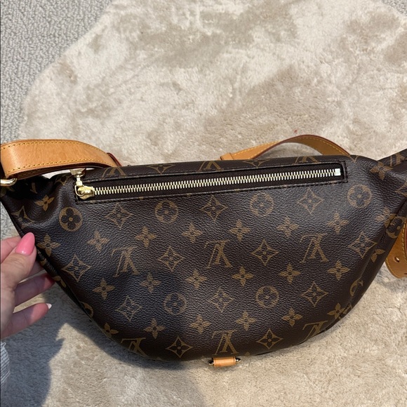 Authentic Louis Vuitton Bum Bag - Picture 4 of 10